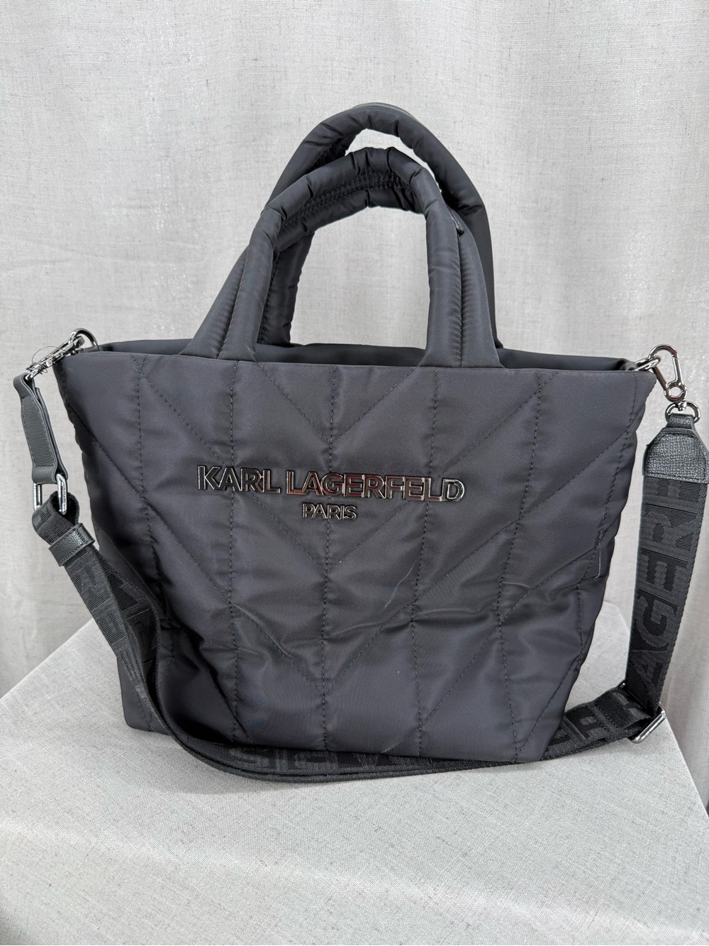 Karl Lagerfeld PARIS Voyage Logo Black Quilted Tote Extra Large Bag